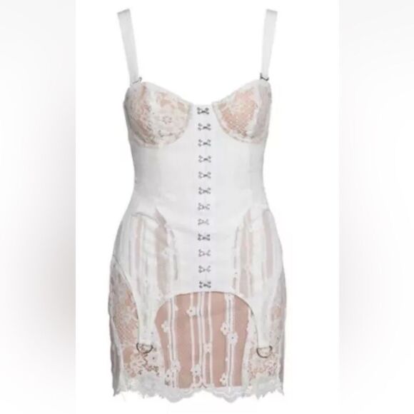 TwiTwin Style White Lace Corset Dress, M - Picture 1 of 12